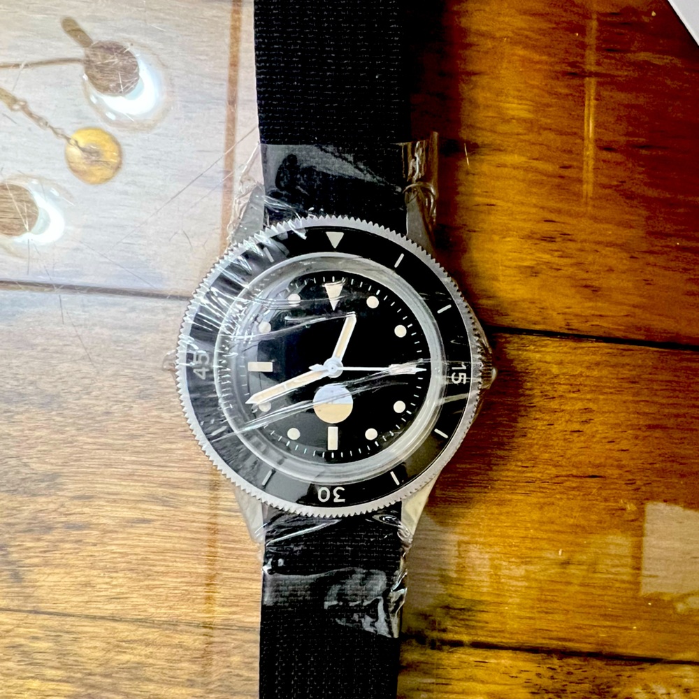 NWT men’s watch with hard case